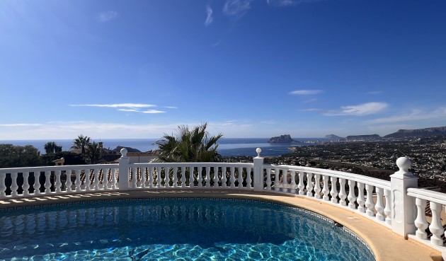 Brukt - Villa -
Cumbre del Sol - Costa Blanca