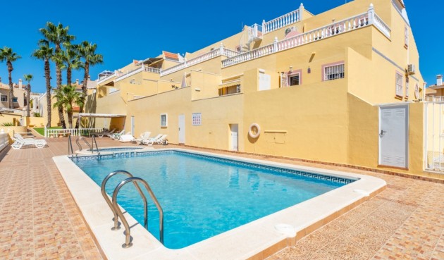 Brukt - Town House -
Orihuela Costa - Costa Blanca
