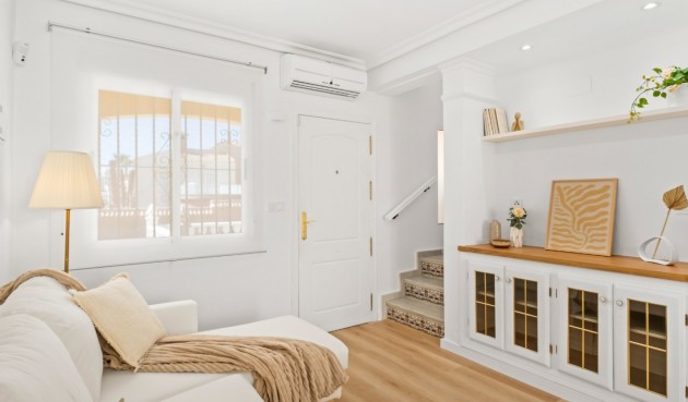 Brukt - Town House -
Orihuela Costa - Costa Blanca