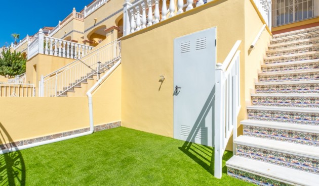 Brukt - Town House -
Orihuela Costa - Costa Blanca