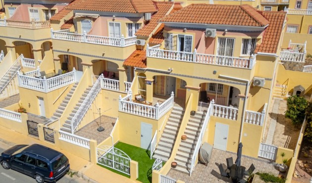 Brukt - Town House -
Orihuela Costa - Costa Blanca