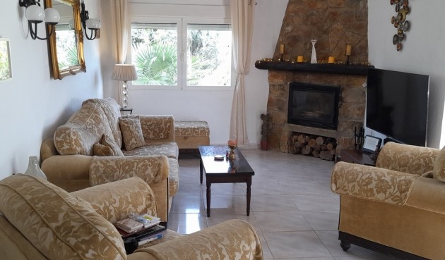 Brukt - Villa -
Orba - Inland