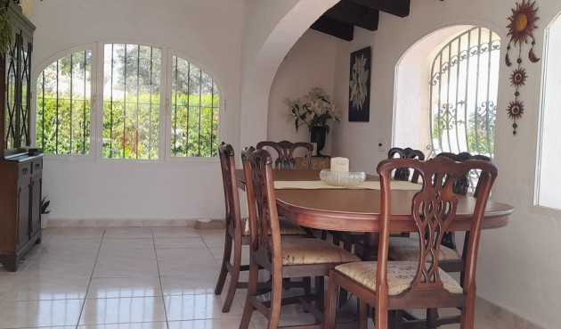 Brukt - Villa -
Orba - Inland