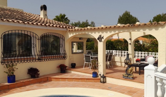 Brukt - Villa -
Orba - Inland