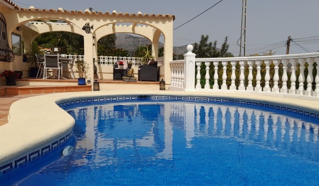 Brukt - Villa -
Orba - Inland