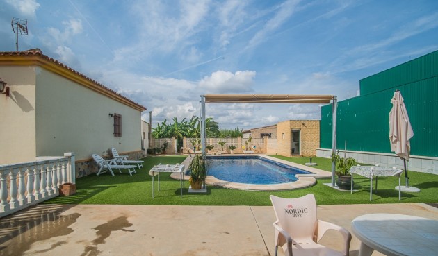 Brukt - Villa -
Orihuela - Inland