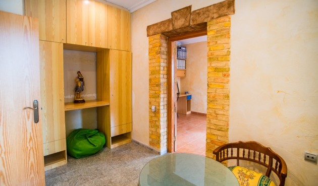 Brukt - Villa -
Orihuela - Inland
