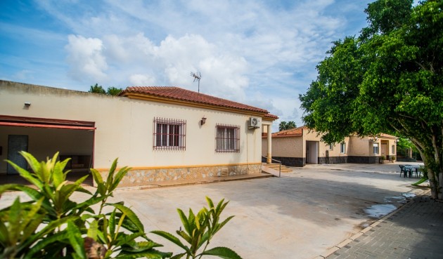 Brukt - Villa -
Orihuela - Inland