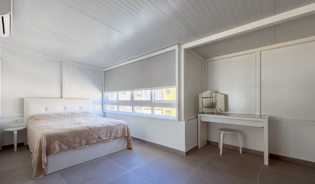 Brukt - Town House -
Orihuela Costa - Costa Blanca