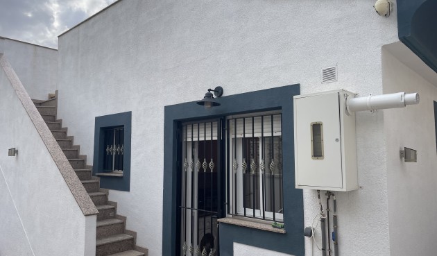 Brukt - Villa -
Camposol - Inland