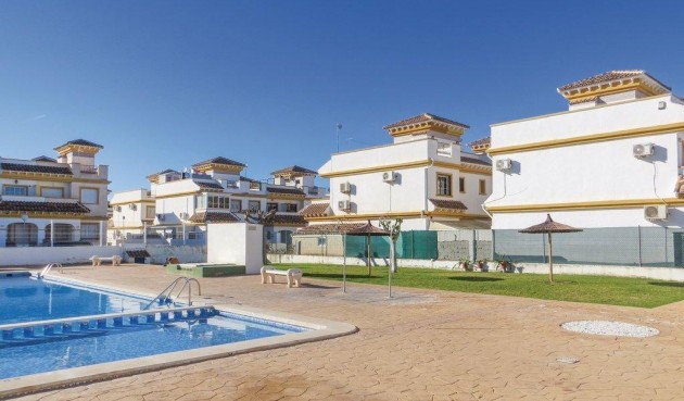 Brukt - Town House -
Torrevieja - Carrefour
