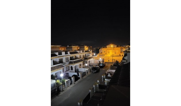 Brukt - Town House -
Torrevieja - Carrefour