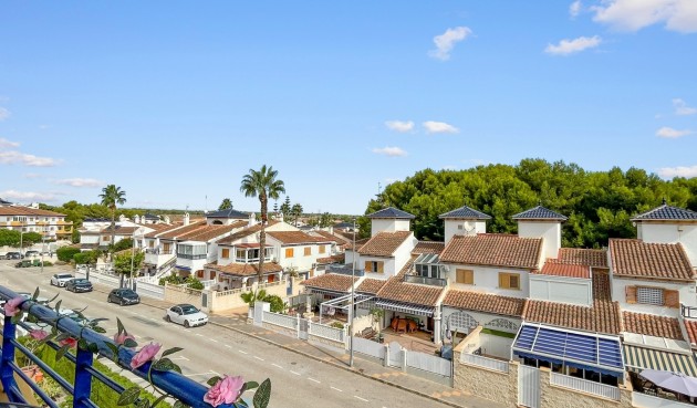 Brukt - Apartment -
Mil Palmeras - Costa Blanca