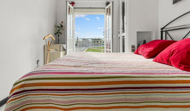 Brukt - Apartment -
Orihuela Costa - Costa Blanca