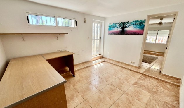 Brukt - Villa -
Orihuela Costa - Costa Blanca