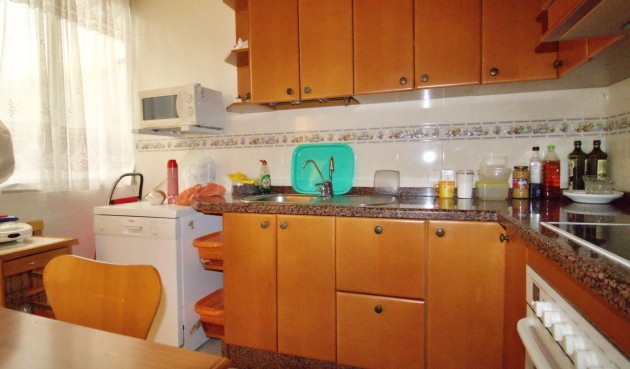 Brukt - Apartment -
Alicante - Benalua