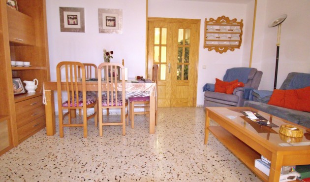 Brukt - Apartment -
Alicante - Benalua