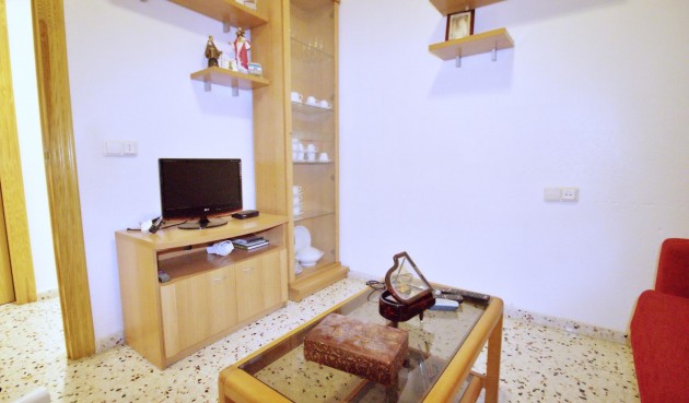 Brukt - Apartment -
Alicante - Benalua
