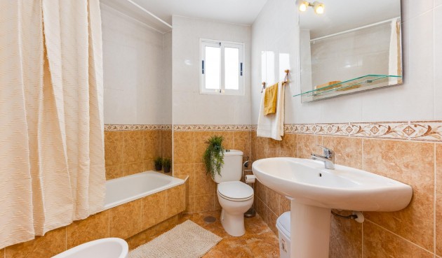 Brukt - Apartment -
Torrevieja - Centro