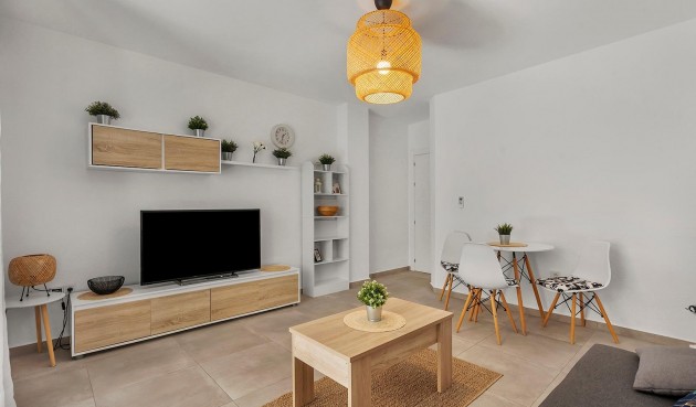 Brukt - Apartment -
Torrevieja - Playa de los Locos