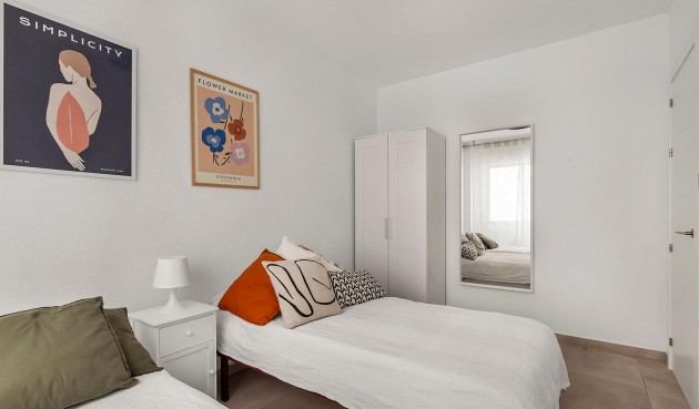 Brukt - Apartment -
Torrevieja - Playa de los Locos