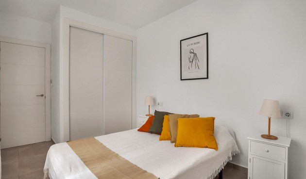 Brukt - Apartment -
Torrevieja - Playa de los Locos
