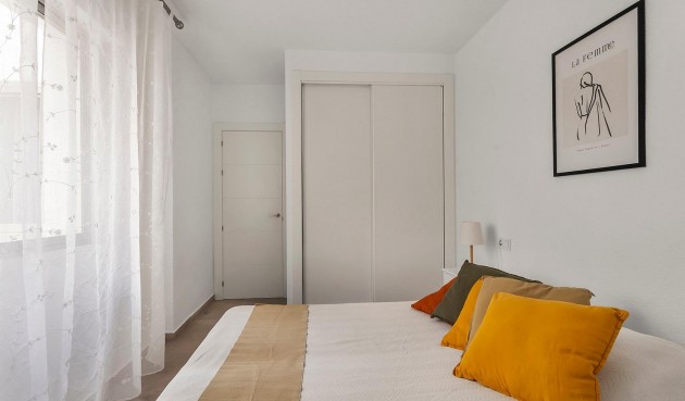 Brukt - Apartment -
Torrevieja - Playa de los Locos