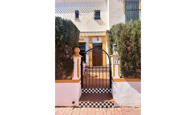 Brukt - Bungalow -
Torrevieja - Torre La Mata