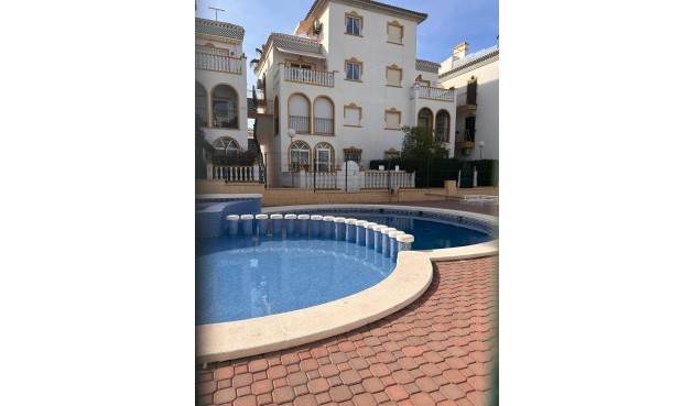 Brukt - Bungalow -
Torrevieja - Torre La Mata