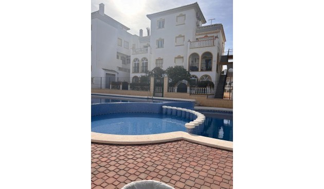 Brukt - Bungalow -
Torrevieja - Torre La Mata