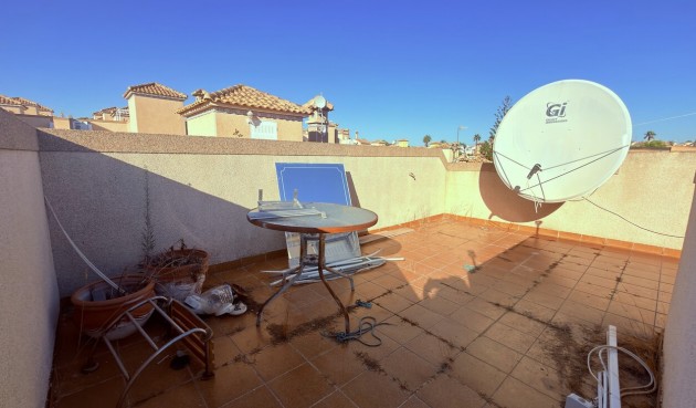 Reventa - Semi Detached -
El Galan - Inland