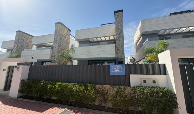 Reventa - Villa -
Torre Pacheco - Inland