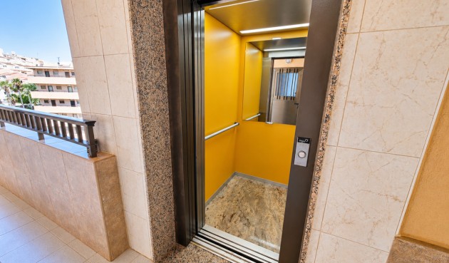 Reventa - Apartment -
Torrevieja - Costa Blanca