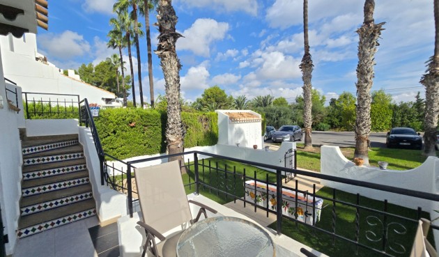 Återförsäljning - Town House -
Villamartin - Costa Blanca