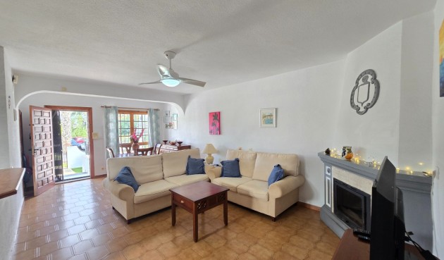 Återförsäljning - Town House -
Villamartin - Costa Blanca