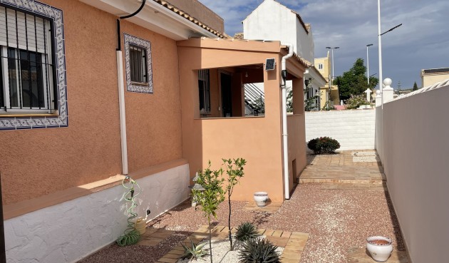 Resale - Villa -
Camposol - Inland