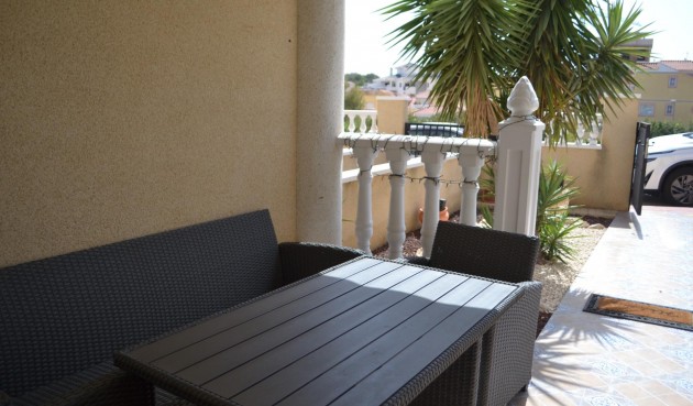 Reventa - Apartment -
Orihuela Costa - Las Filipinas