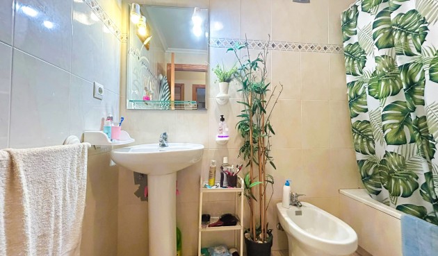 Brukt - Apartment -
Mil Palmeras - Costa Blanca