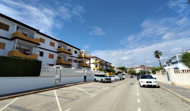 Brukt - Apartment -
Mil Palmeras - Costa Blanca