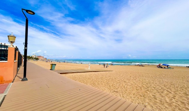 Återförsäljning - Apartment -
La Mata - Costa Blanca