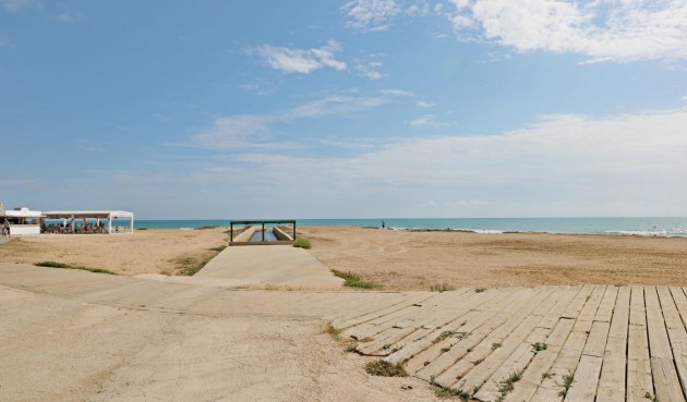 Resale - Apartment -
Torrevieja - La Mata Pueblo