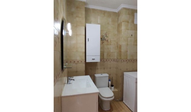 Återförsäljning - Apartment -
Orihuela Costa - La Regia