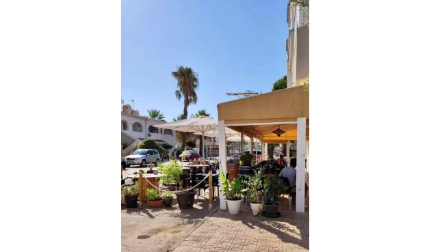 Återförsäljning - Apartment -
Orihuela Costa - La Regia