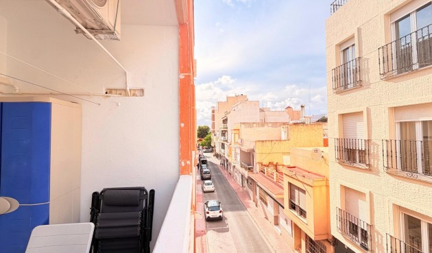Återförsäljning - Apartment -
Torrevieja - Centro - Muelle Pesquero