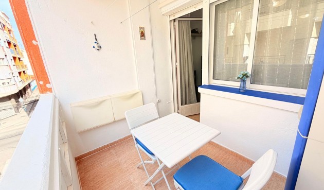 Återförsäljning - Apartment -
Torrevieja - Centro - Muelle Pesquero