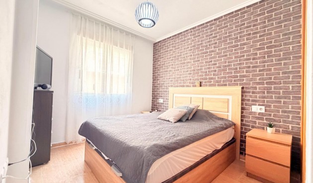Återförsäljning - Apartment -
Torrevieja - Centro - Muelle Pesquero