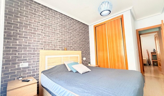 Återförsäljning - Apartment -
Torrevieja - Centro - Muelle Pesquero