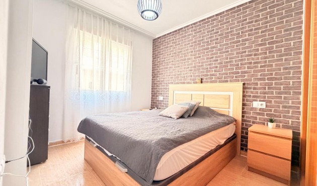 Återförsäljning - Apartment -
Torrevieja - Centro - Muelle Pesquero