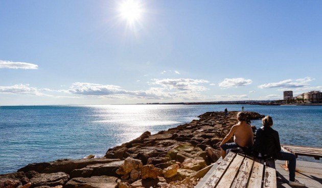 Återförsäljning - Apartment -
Torrevieja - Centro - Muelle Pesquero