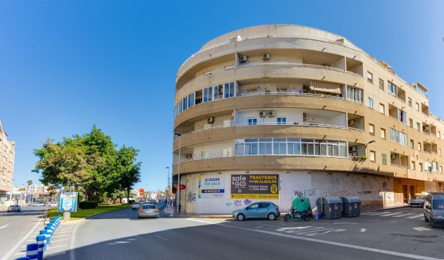 Reventa - Apartment -
Torrevieja - Centro